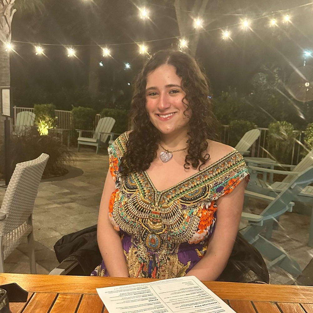 Meet your Posher, Sophia